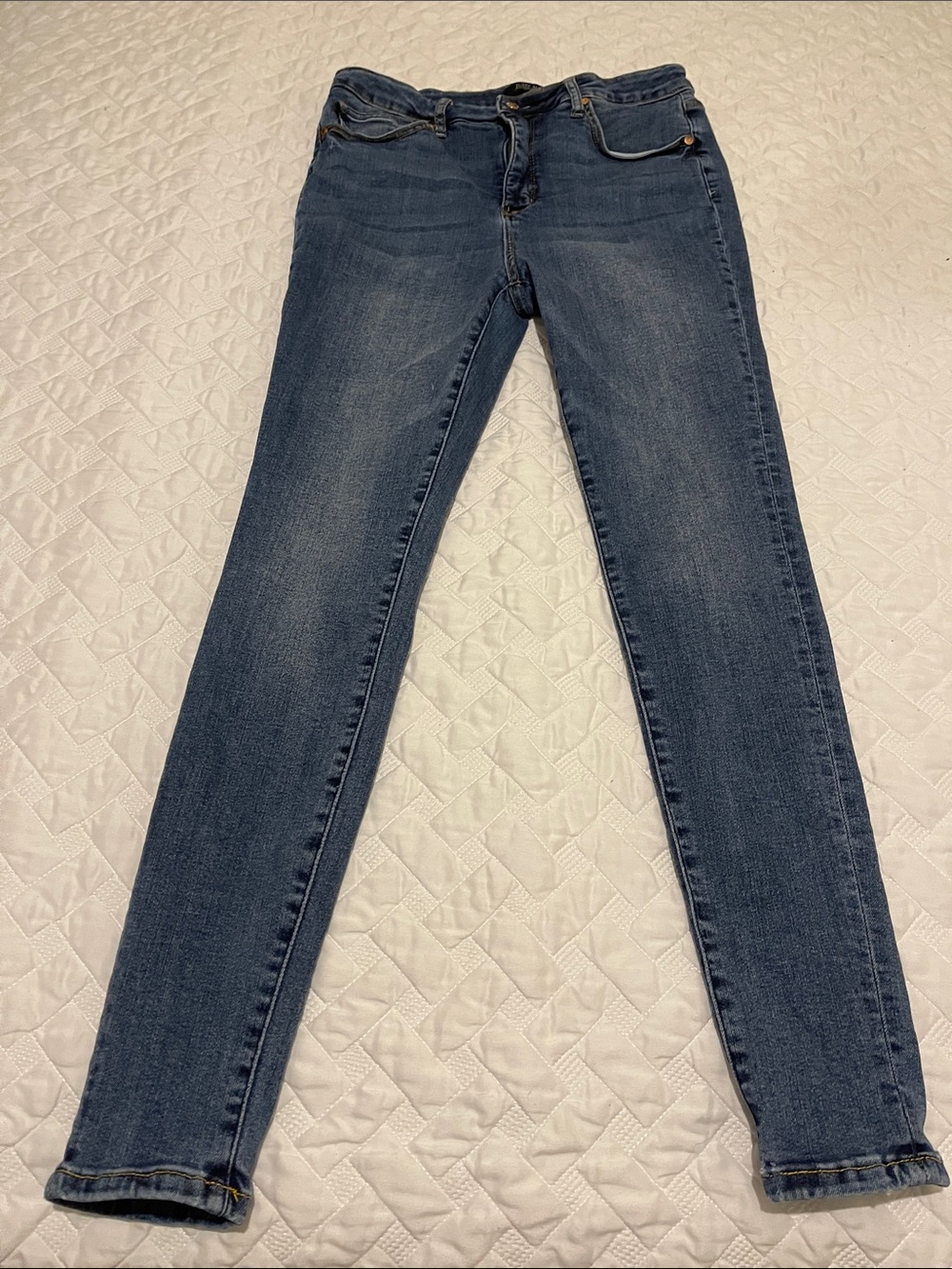 Judy Blue Dark Wash Skinny Jeans